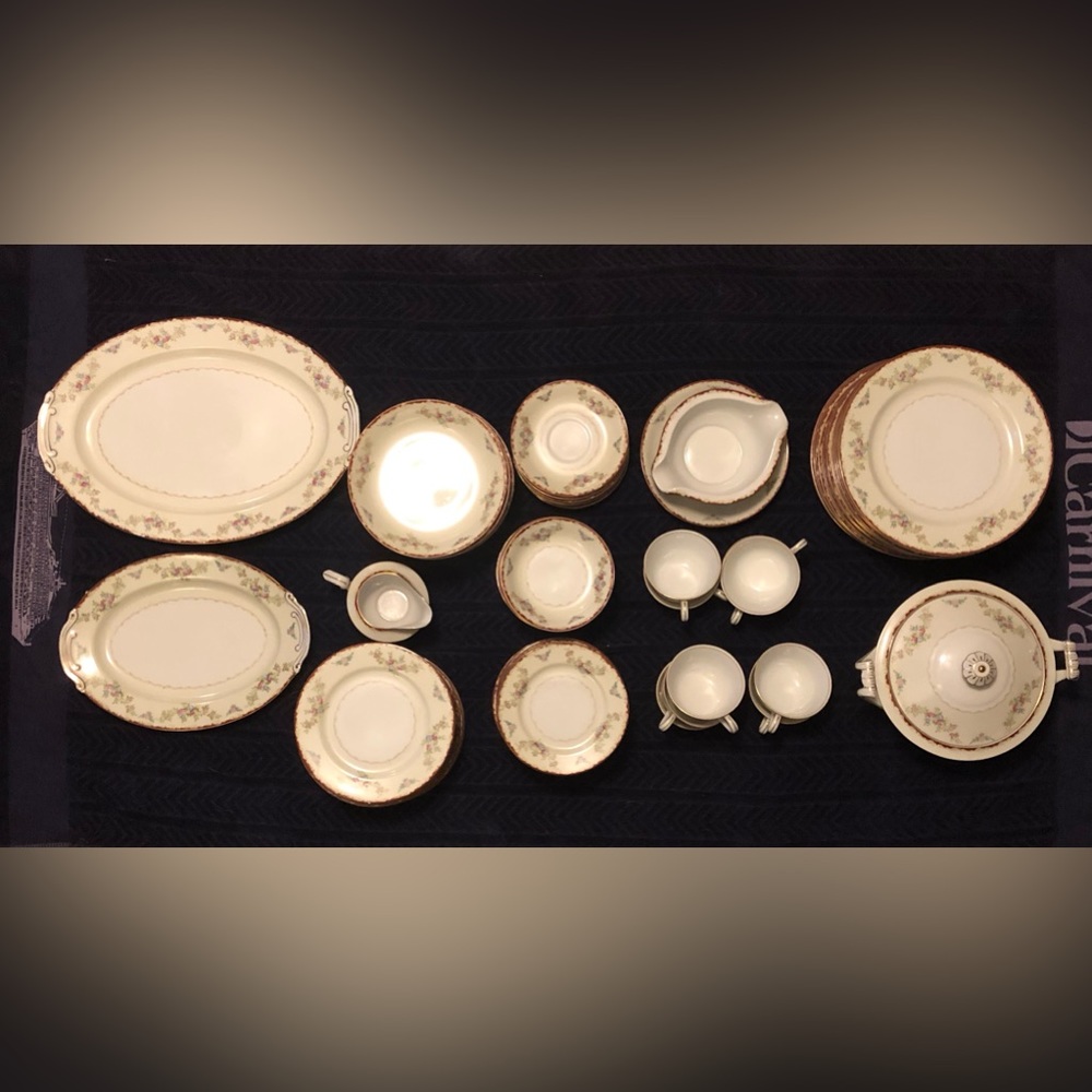 ShoFU Vintage dinner set